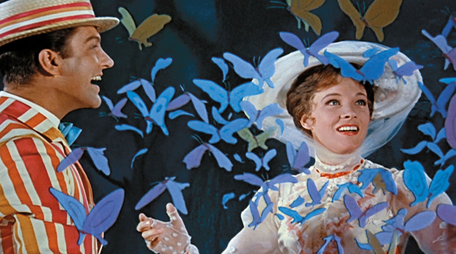The film "Mary Poppins" was filmed entirely at the Walt Disney Studios